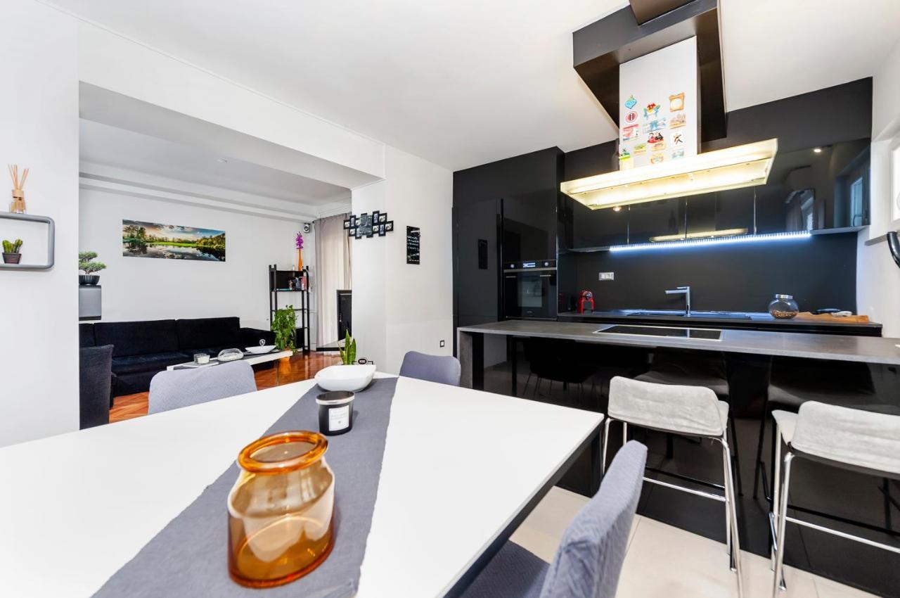 Apartment Cave Rovinj Exterior foto